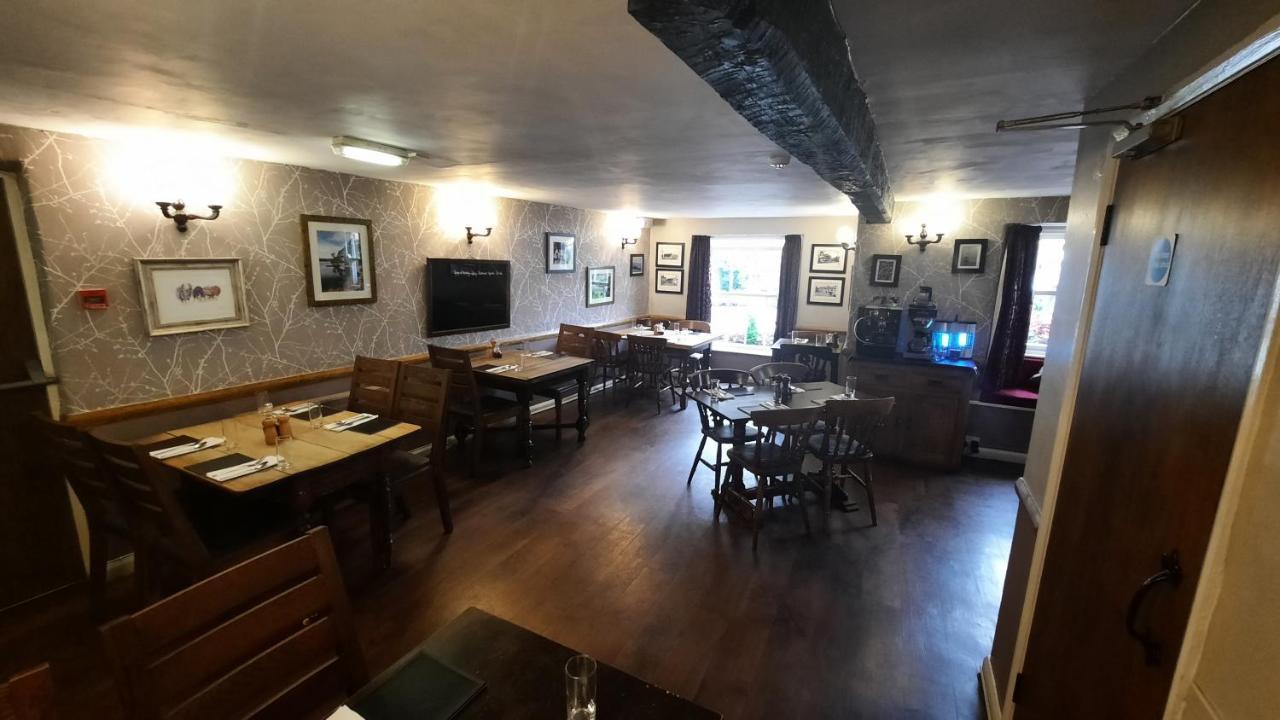 Kings Arms Hotel Hawkshead Esterno foto